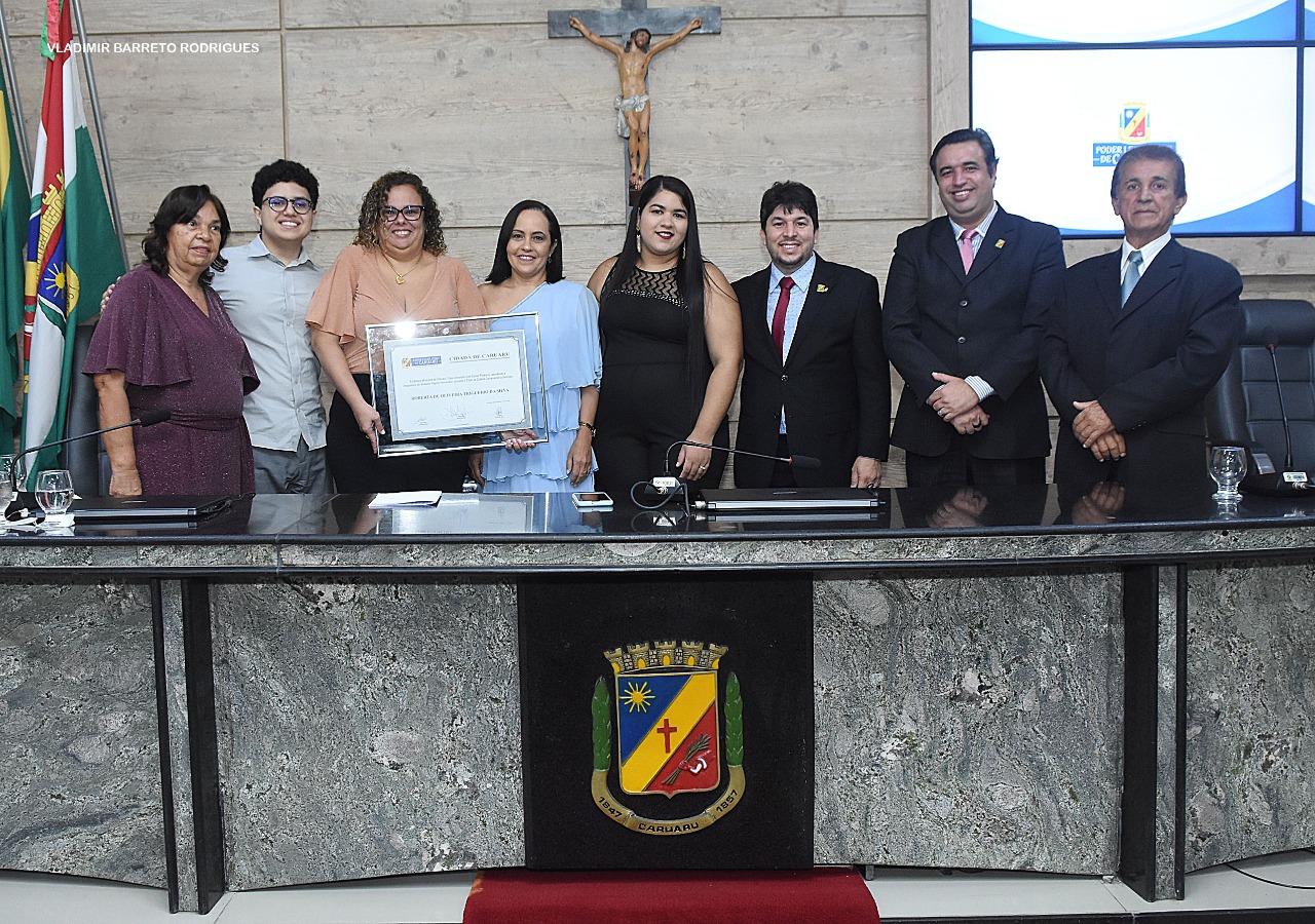 Propositura de Fagner concede Título de Cidadã a Dra Roberta Trigueiro