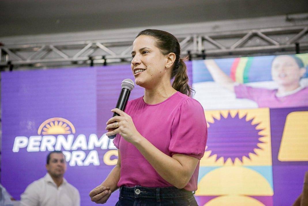 Raquel Lyra participa de evento na Associação dos Defensores Públicos