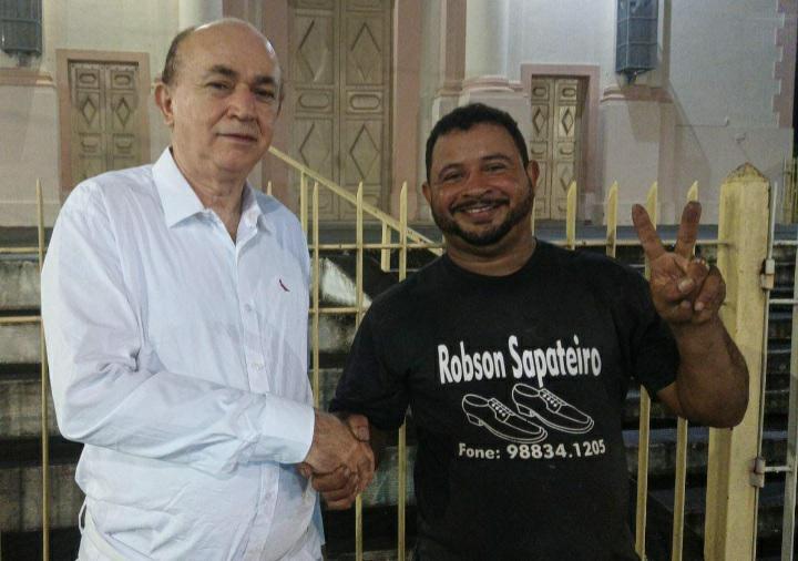 Dr Valdi Sales é recebido na cidade de Vitória de Santo Antão, com apoio de Robson Sapateiro