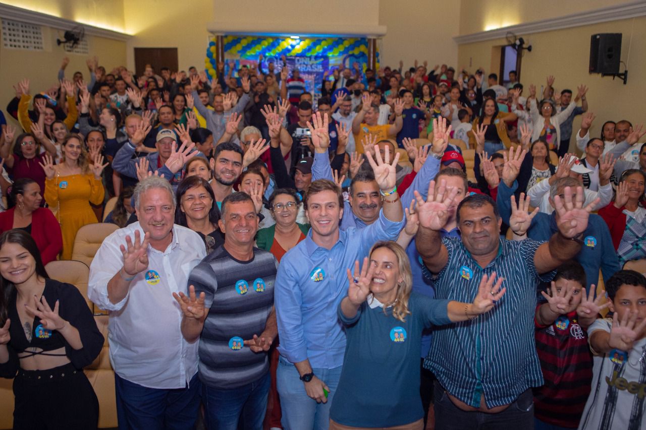 Miguel Coelho faz primeira visita a Bonito e Camocim de São Félix e promete investimentos para o Agreste