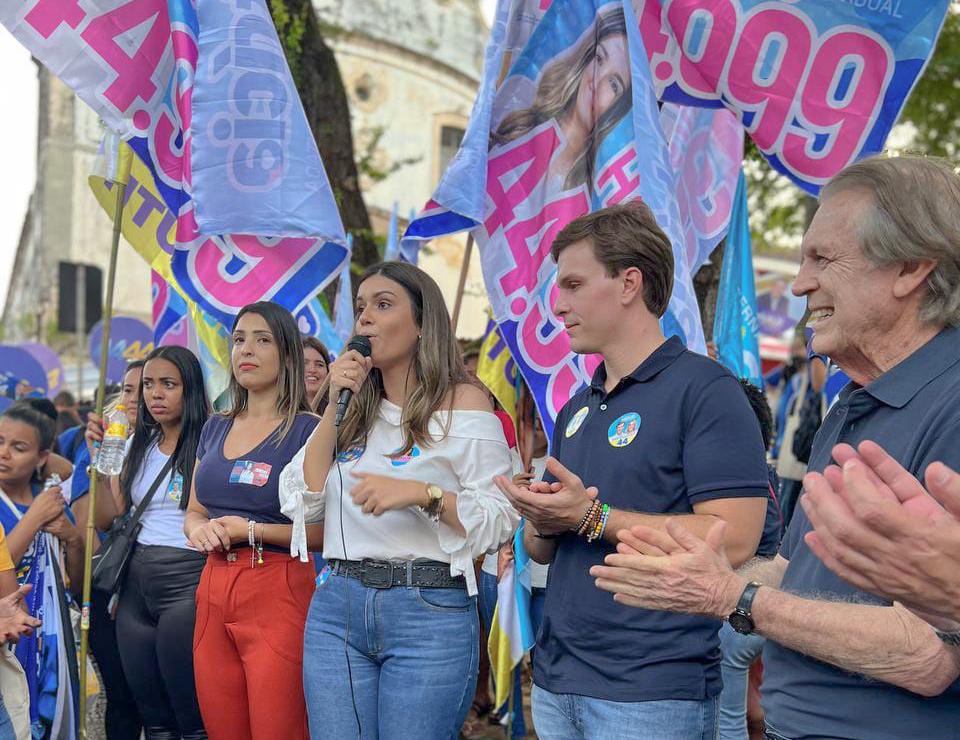 União Brasil faz caminhada eleitoral em Olinda