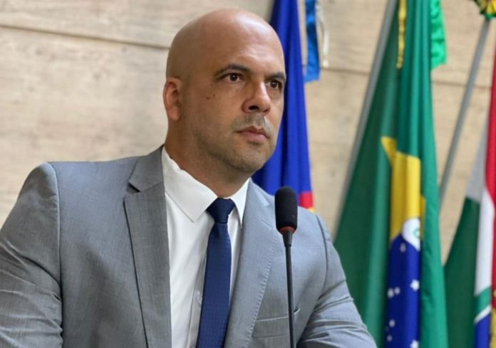 Anderson Correia rebate Fernando Rodolfo: “Meu projeto não é individual, mas coletivo, em prol dos mais vulneráveis e dos animais de Pernambuco”