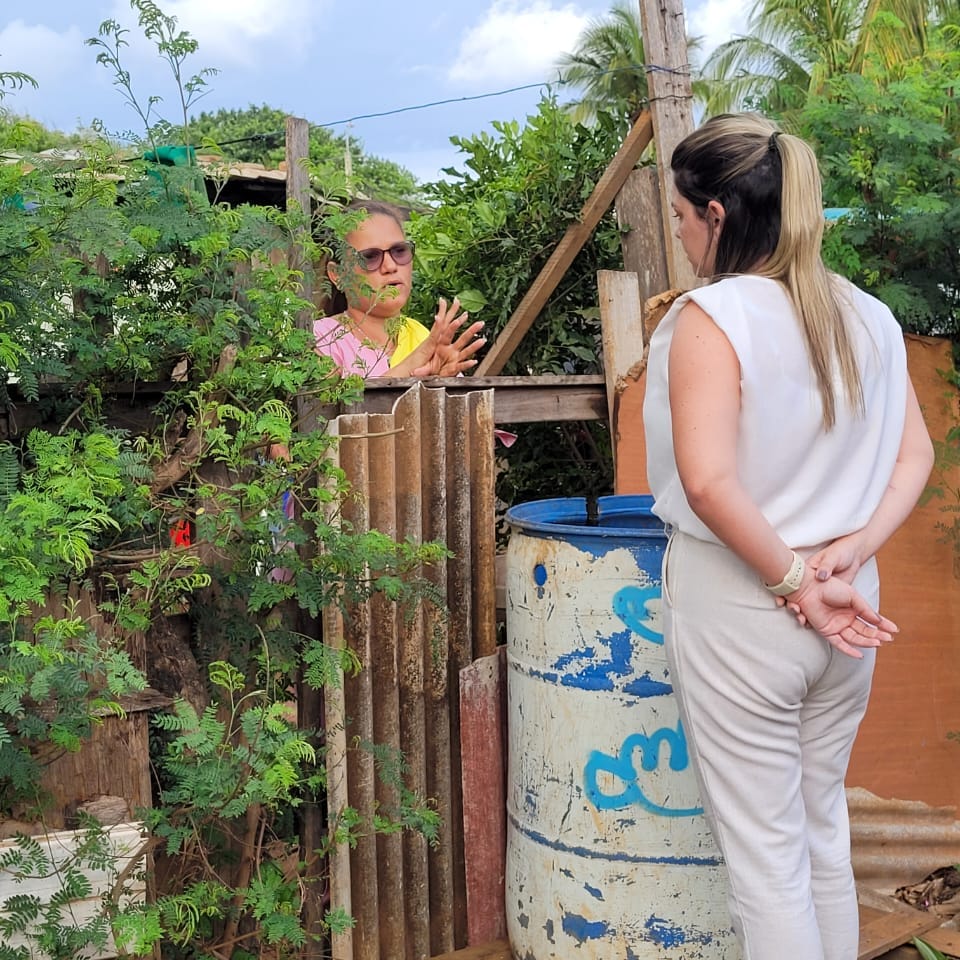 Administradora de Noronha segue com agenda de visitas e conversa com moradores da ilha