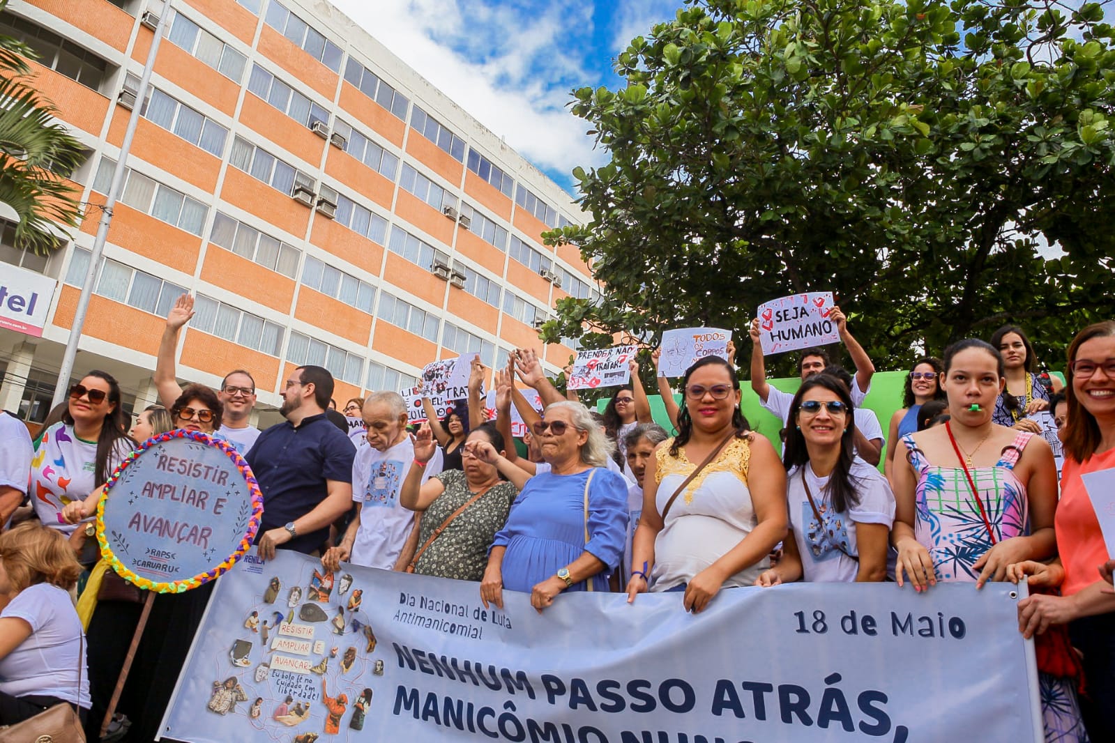 Dia Nacional de Luta Antimanicomial é lembrado com caminhada em Caruaru