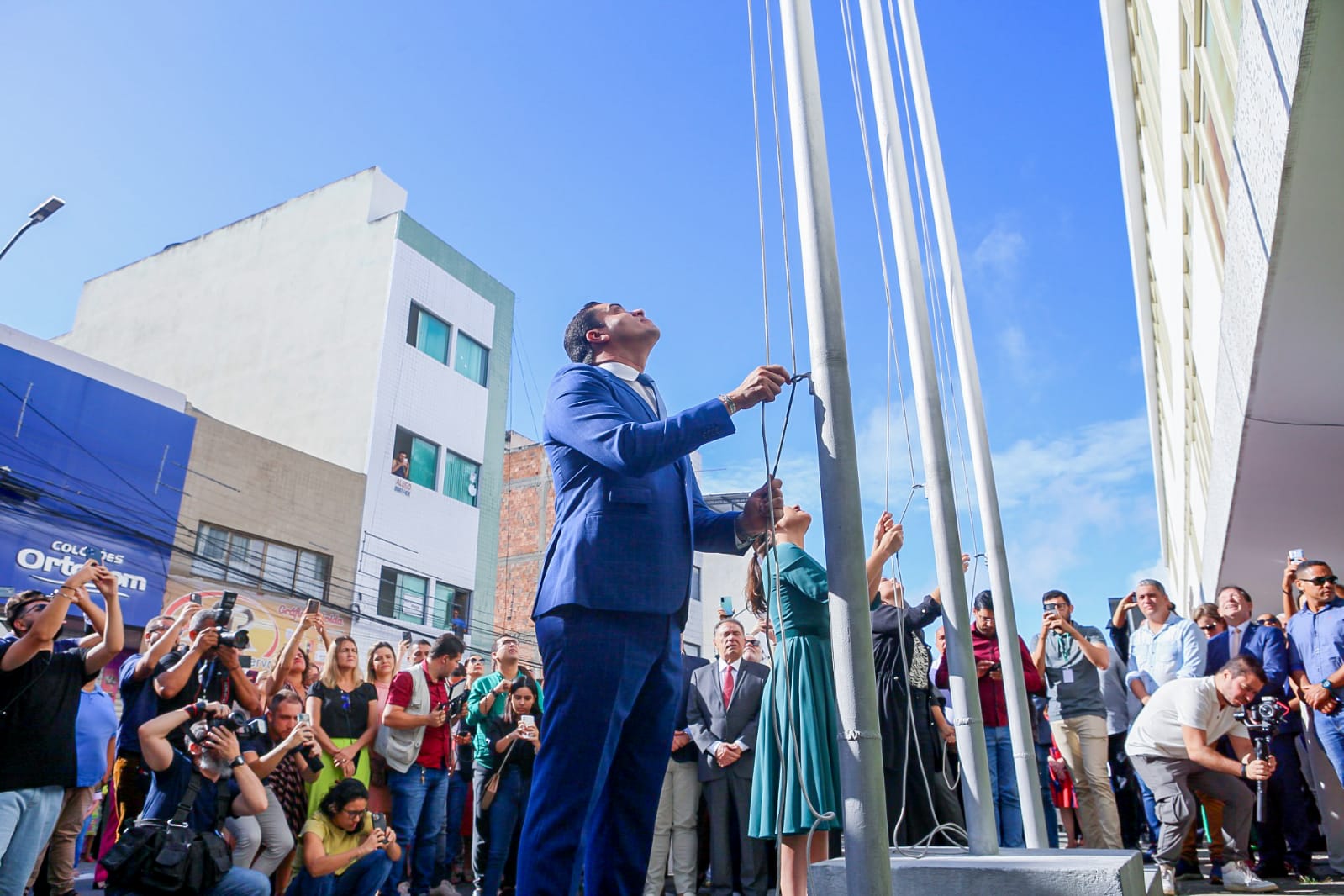 Prefeito Rodrigo Pinheiro recebe a governadora Raquel Lyra nas comemorações dos 166 anos de Caruaru