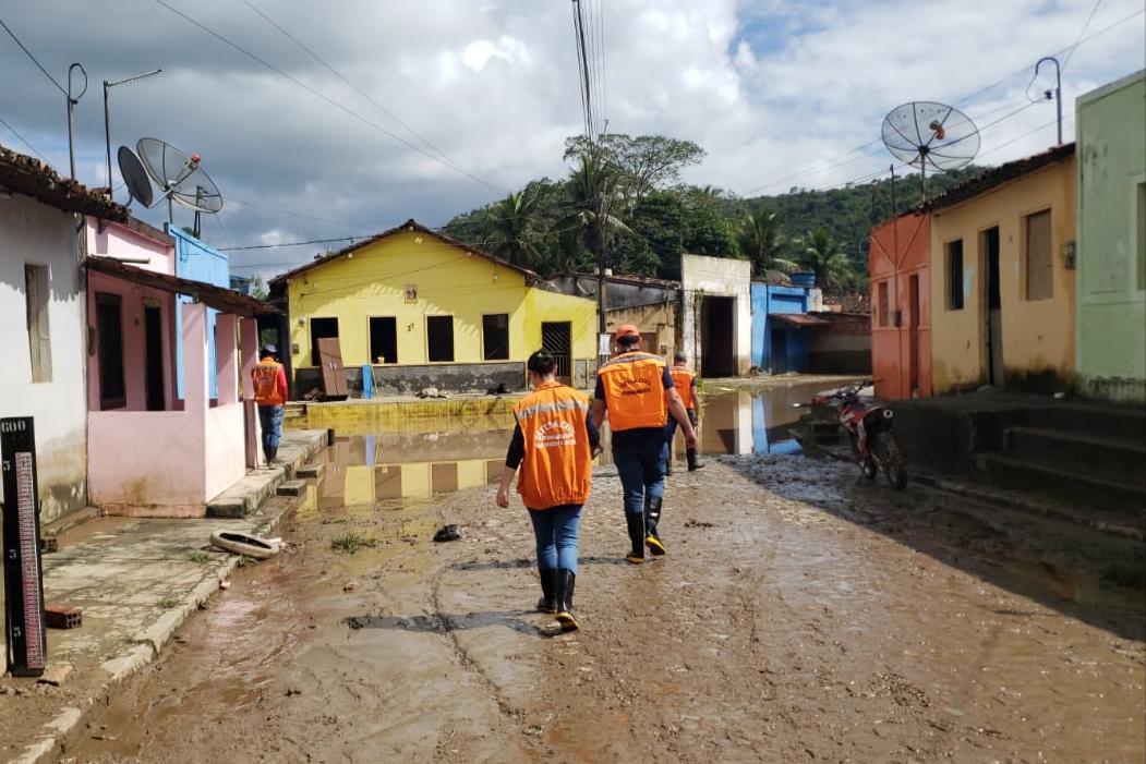 Governo de Pernambuco decreta situação de emergência em municípios da Mata Sul afetados pelas chuvas para ampliar medidas de apoio