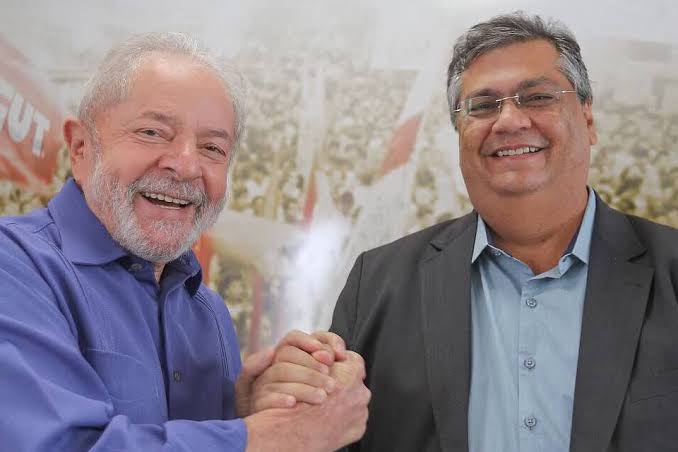 Presidente Lula e Flávio Dino, vai proibir compras de armas de fogo que passarão a ser restritas