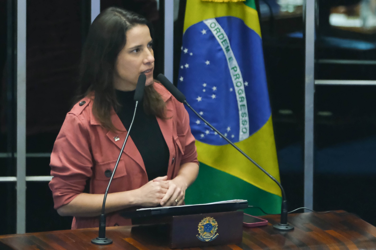 Governadora Raquel Lyra solicita ação do governo federal para combater queda do FPM