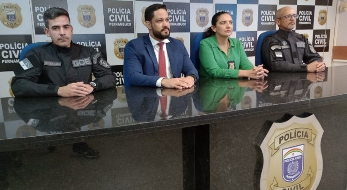 Policial é preso por desviar drogas de delegacia em troca de sexo com traficantes