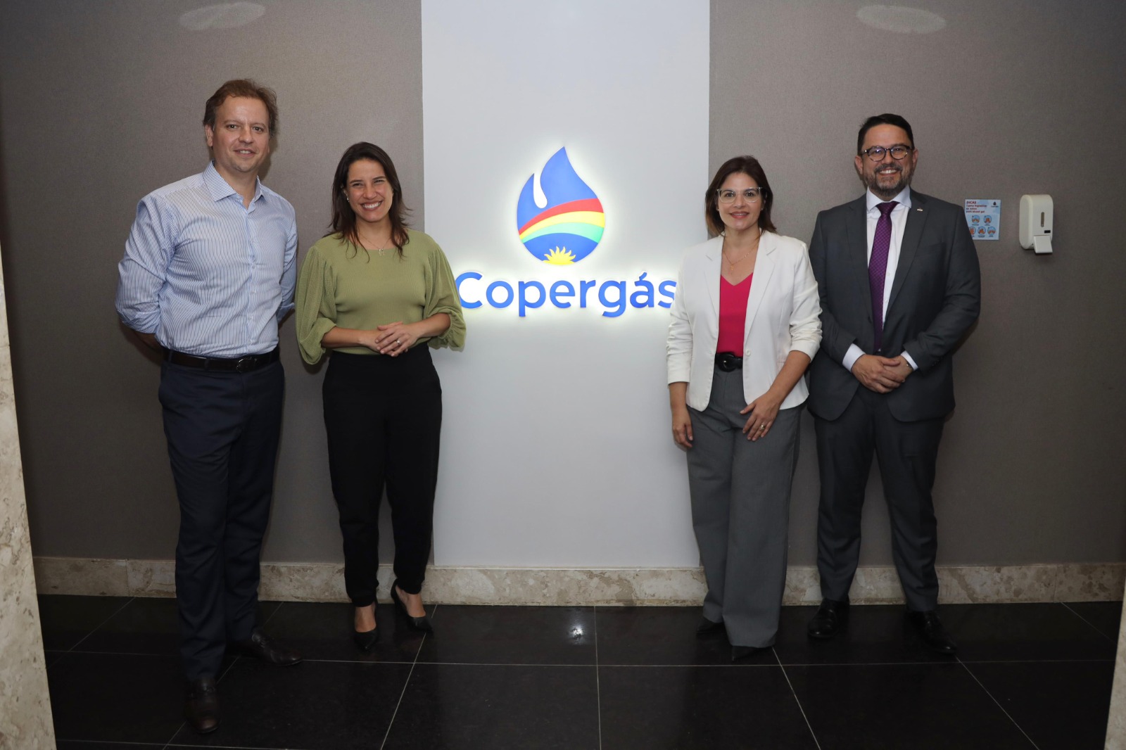Governadora Raquel Lyra anuncia investimento de R$ 100 milhões para expansão da rede de gás natural em Pernambuco