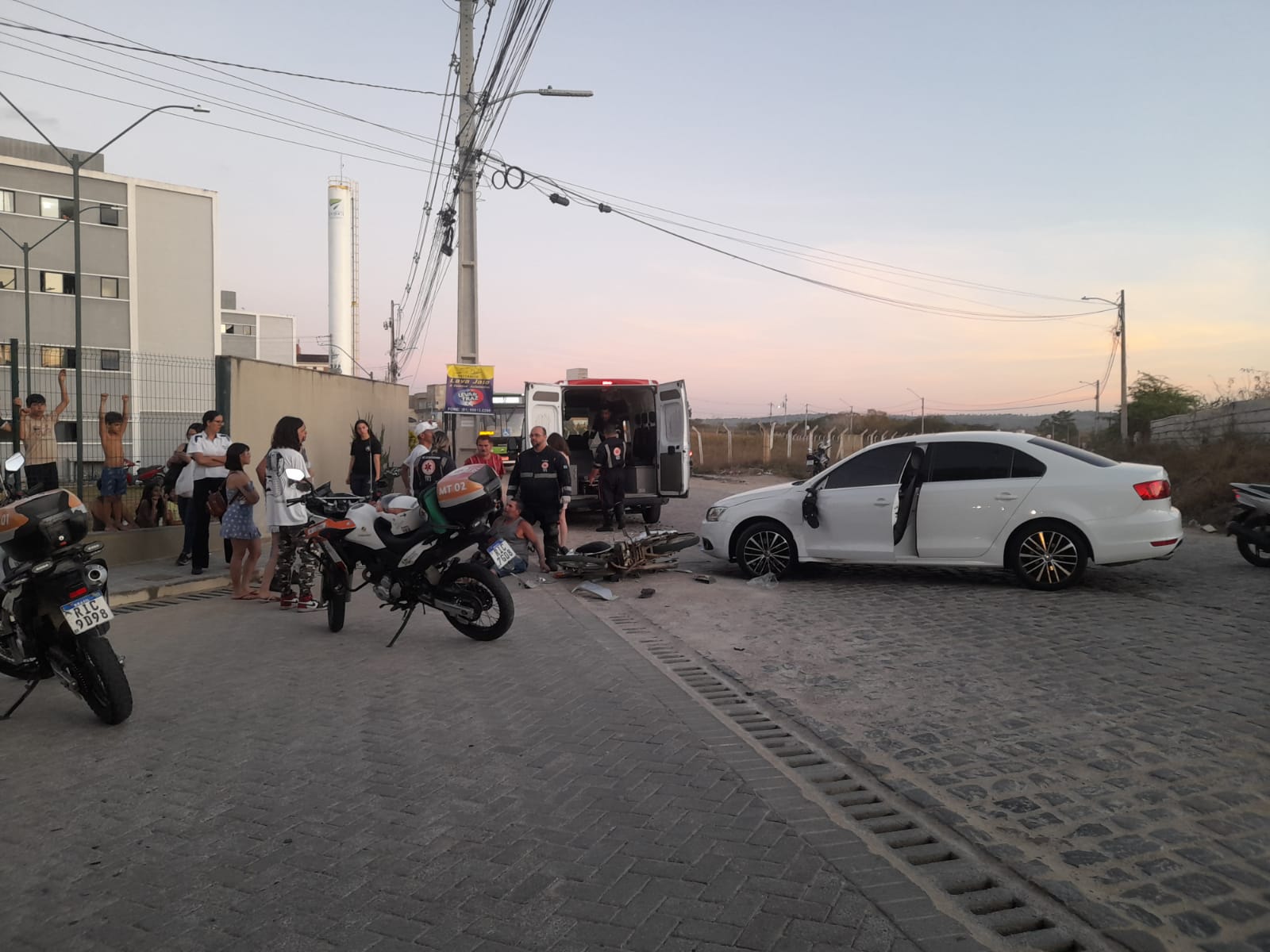 Motoqueiro inabilitado causa acidente de trânsito em Caruaru, e tem motocicleta apreendida
