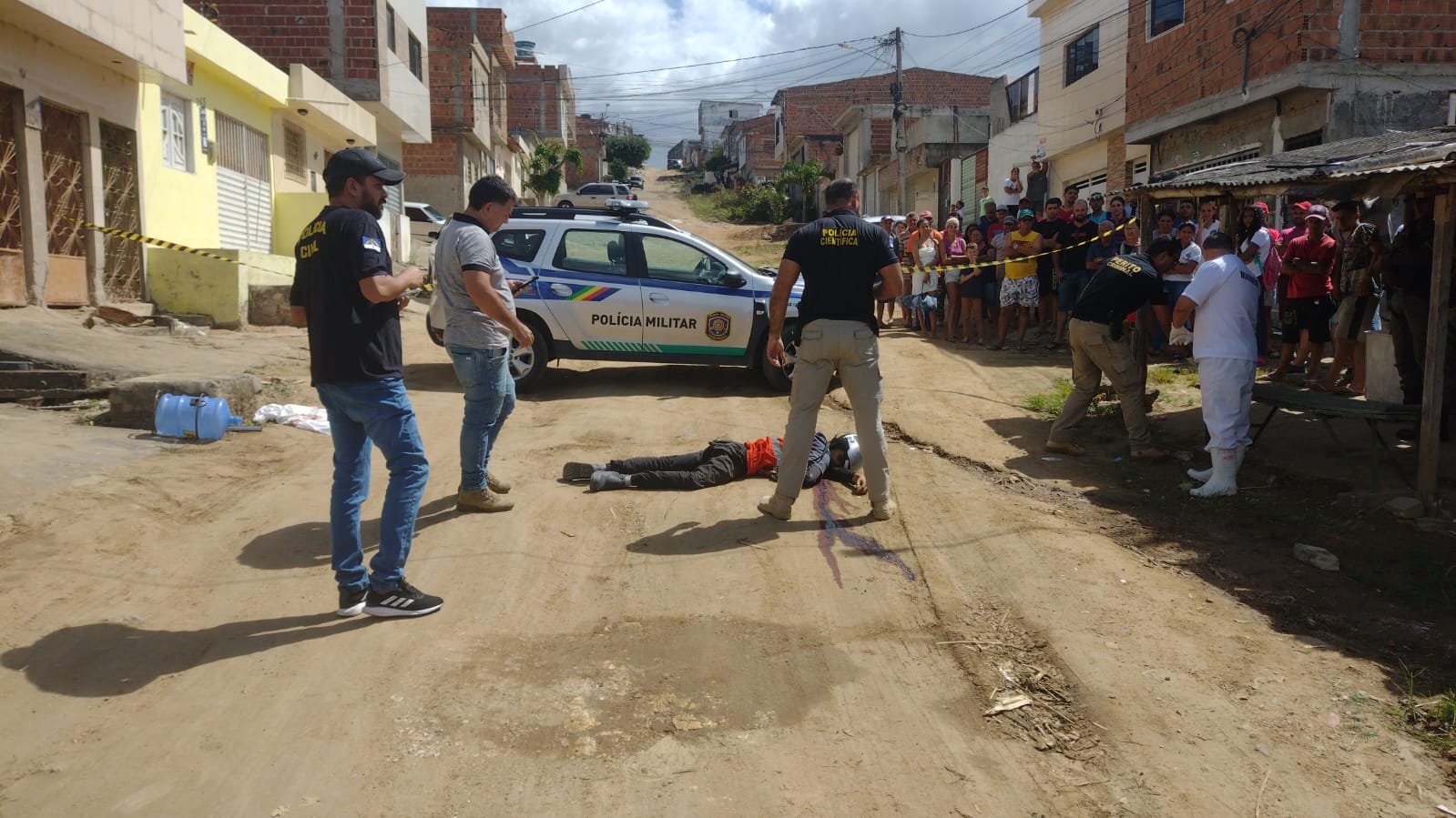 Covardia: Criminoso rouba e executa vendedor de água a tiros em Caruaru