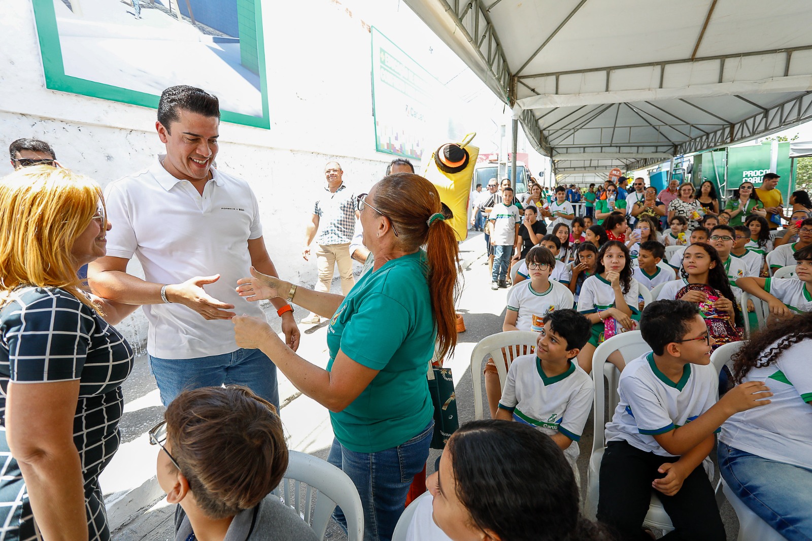 Prefeitura de Caruaru leva Caravana da Saúde e Cidadania para o bairro Kennedy