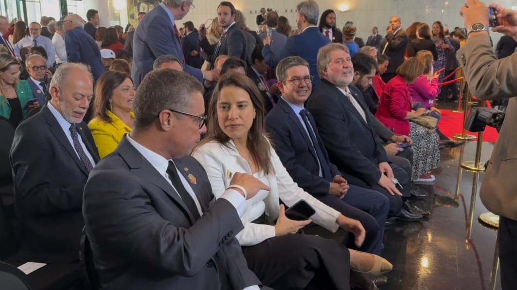 Em Brasília, governadora Raquel Lyra participa do ato “Democracia Inabalada” e reafirma respeito às instituições e à ordem democrática