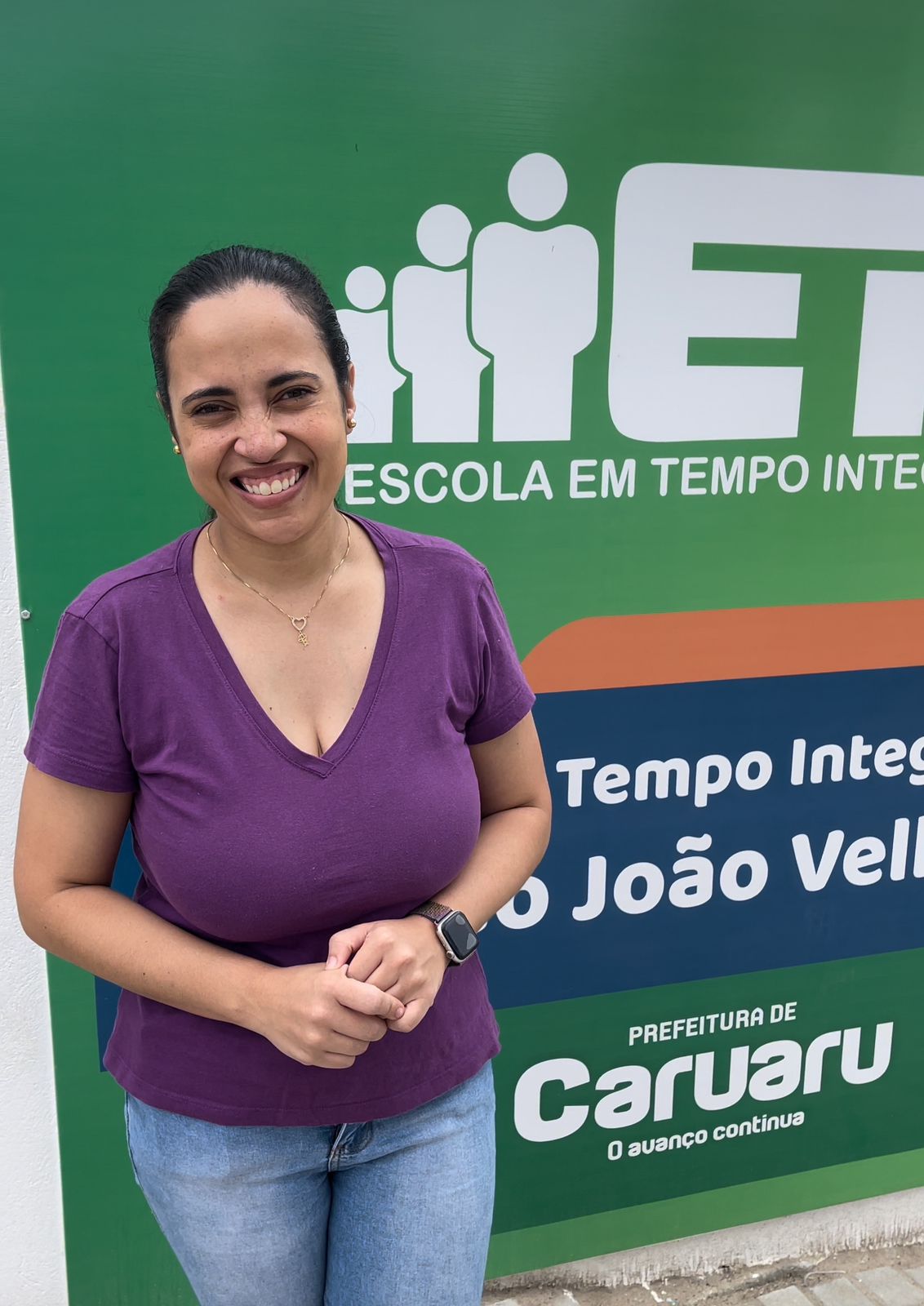Aline visita primeira escola de tempo integral da zona rural de Caruaru