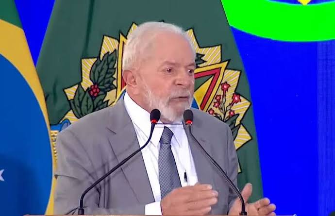 Lula e a Necessidade de Claridade na Relação com os Militares