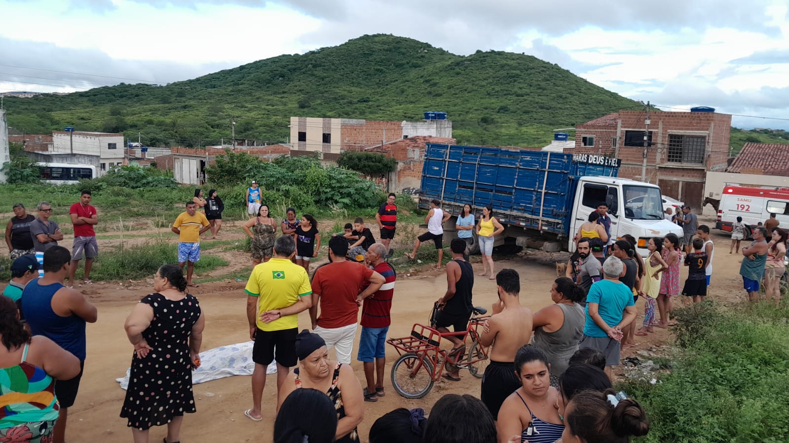 Tragédia em Caruaru: Homem de 60 Anos Perde a Vida ao Tentar Segurar Caminhão em Bairro Cidade Jardim