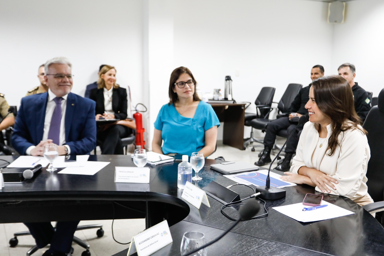 Em reunião do Juntos pela Segurança, governadora Raquel Lyra apresenta panorama do sistema penitenciário para secretário do Ministério da Justiça