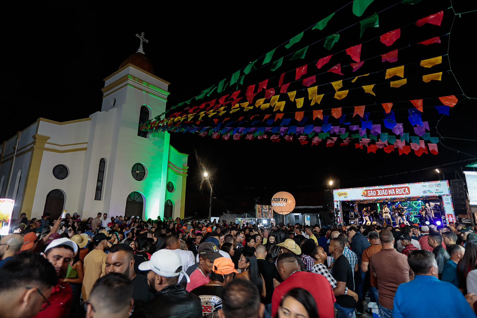 Penúltima noite de São João na Roça leva centenas de pessoas à comunidade rural de Pau Santo