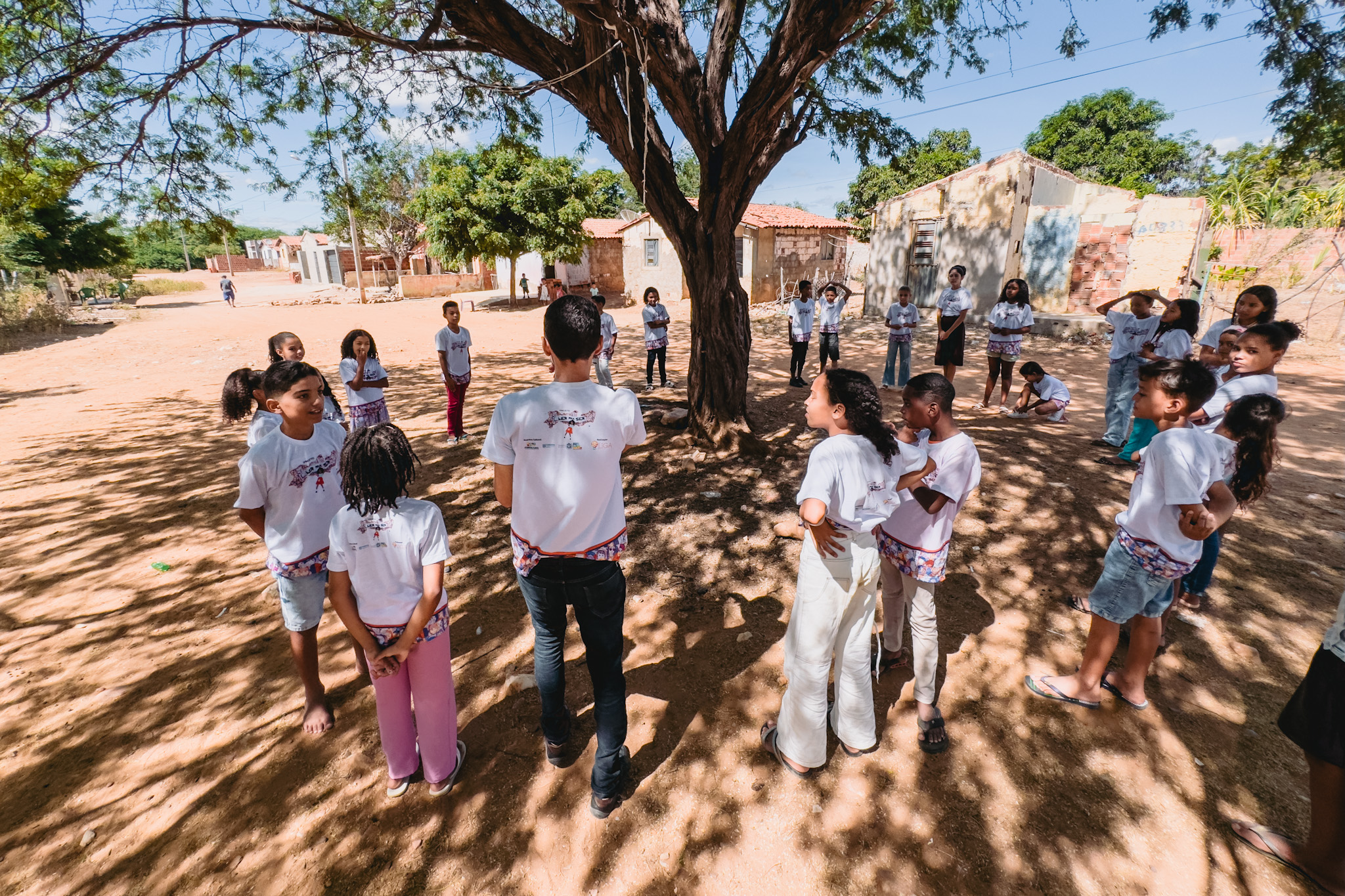 Biblioteca móvel é doada para comunidade quilombola de Pernambuco