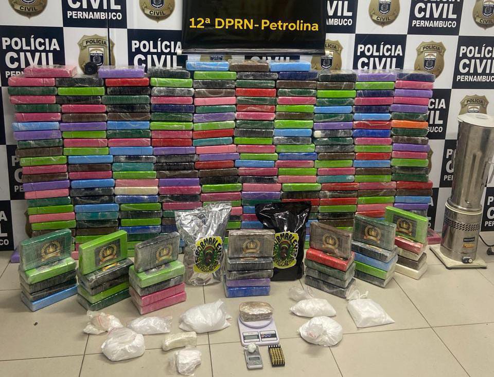 Polícia Civil de Pernambuco apreende quase 300 kg de cocaína em Serra Talhada