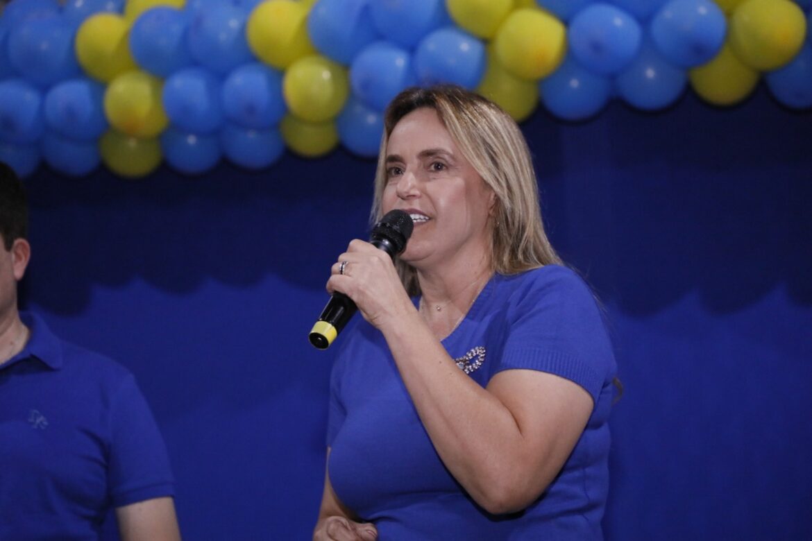 Alessandra Vieira Inicia Série de Programas nas Redes Sociais Expondo Gestão Atual e Apresentando Propostas para o Futuro de Santa Cruz do Capibaribe