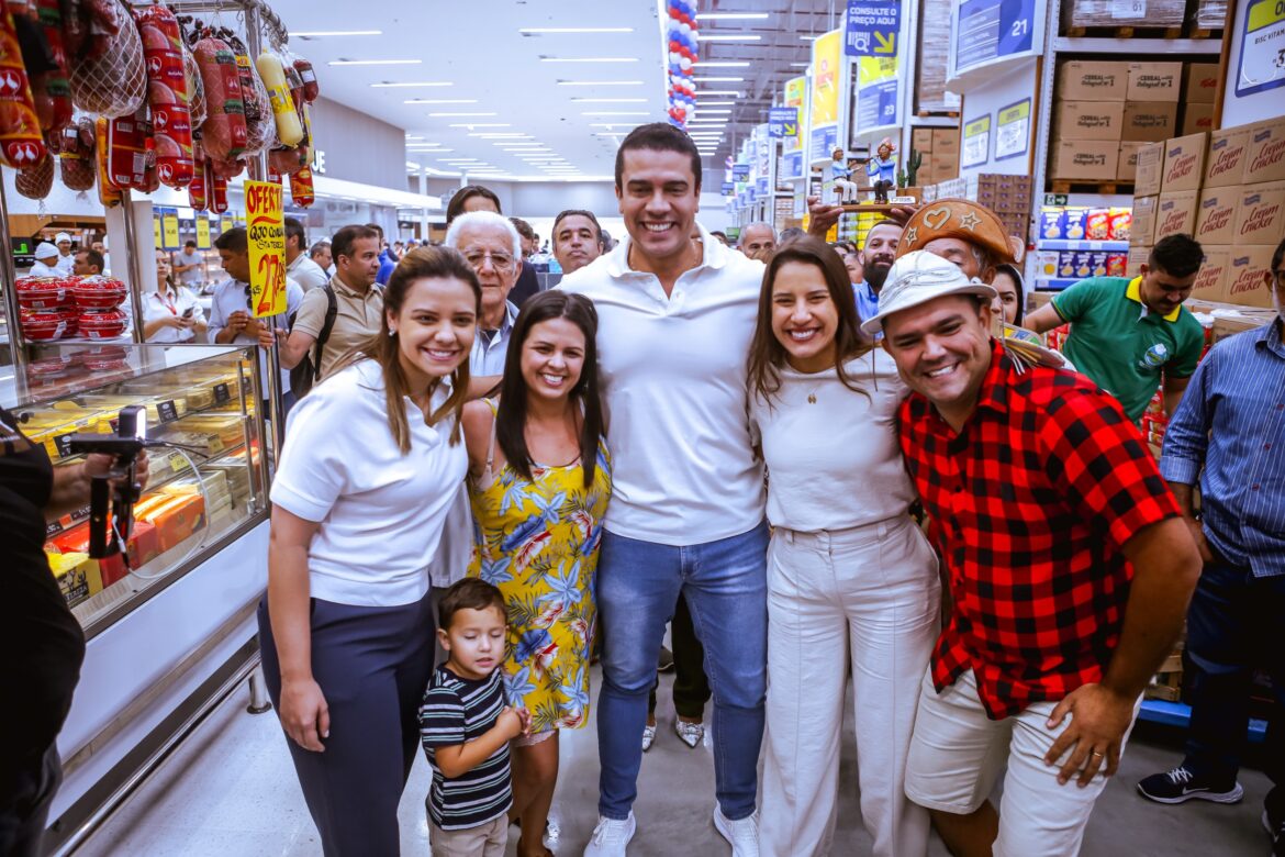 Rodrigo Pinheiro e Raquel Lyra celebram inauguração de mais um grande empreendimento em Caruaru