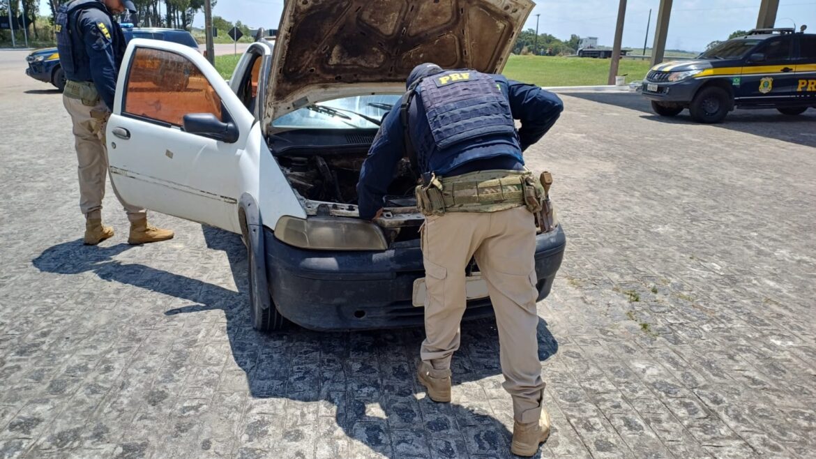 Homem compra caminhonete por cinco mil reais e PRF descobre que motor era roubado