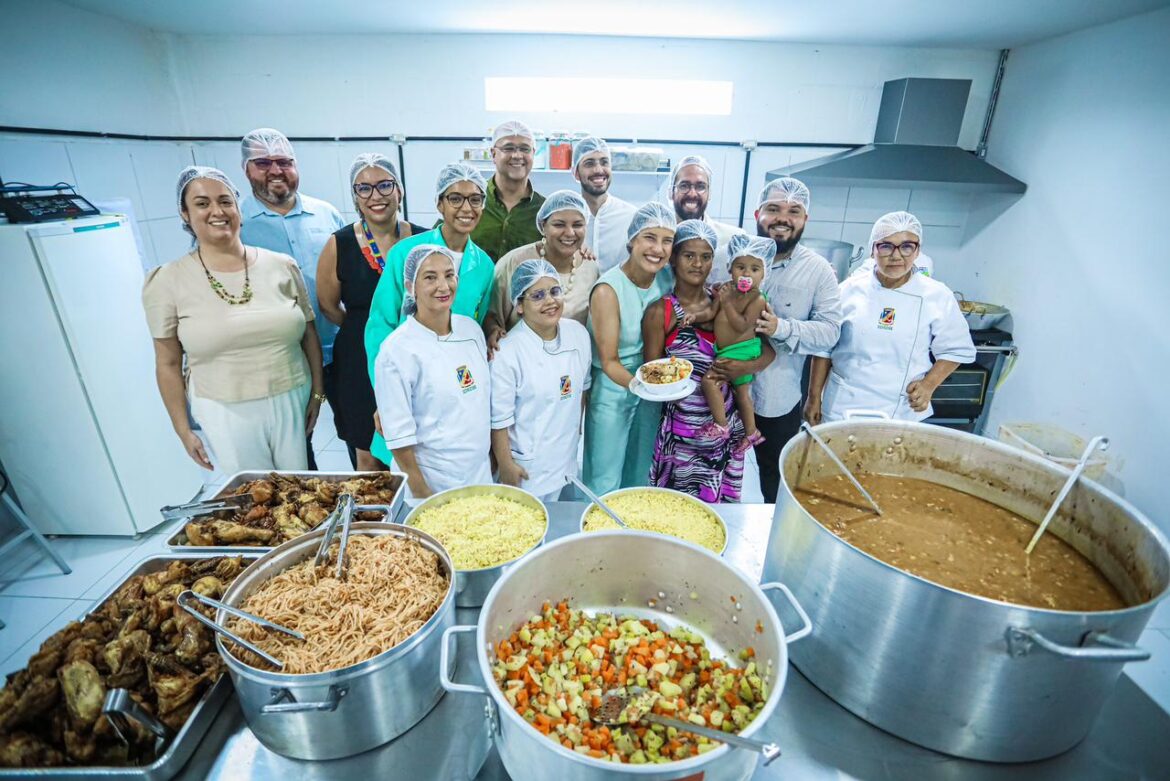 Bom Prato: Governo do Estado inaugura Cozinha Comunitária Vila do Aeroporto, em Caruaru