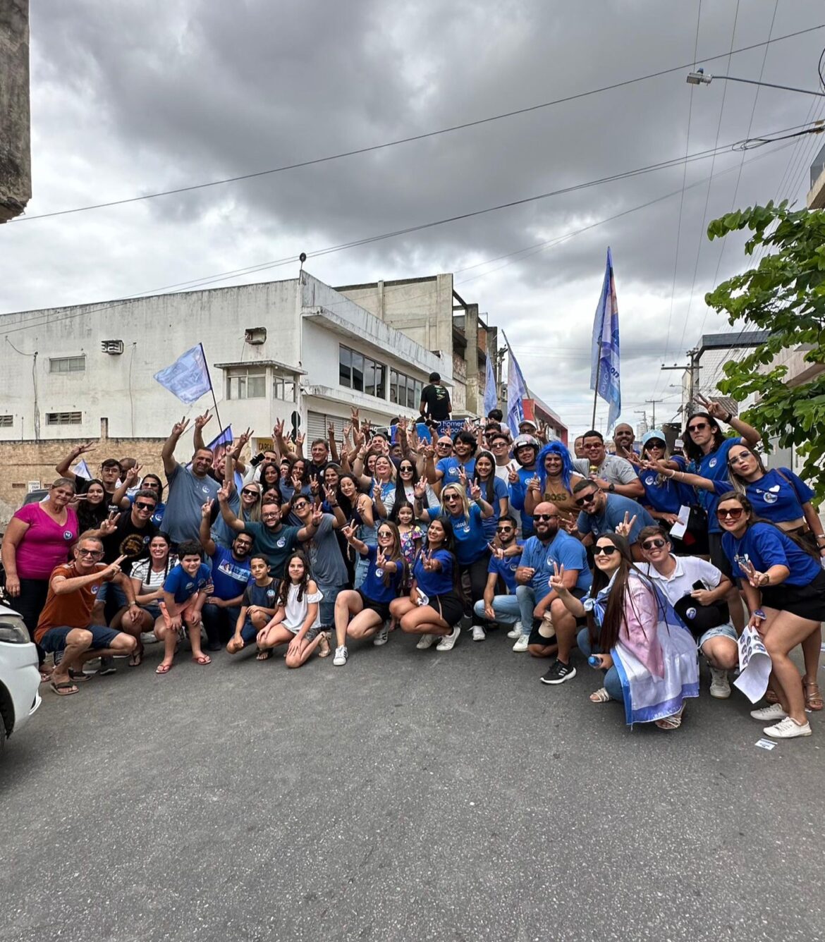 Carreata do Candidato Rodrigo Pinheiro (PSDB) Atraí Multidão em Caruaru com Apoio de Nelson Diniz