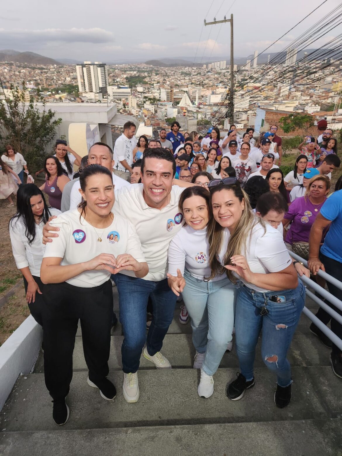 Josy Lanches, candidata a vereadora, recebe apoio de Rodrigo Pinheiro e Raquel Lyra em encontro no Monte Bom Jesus