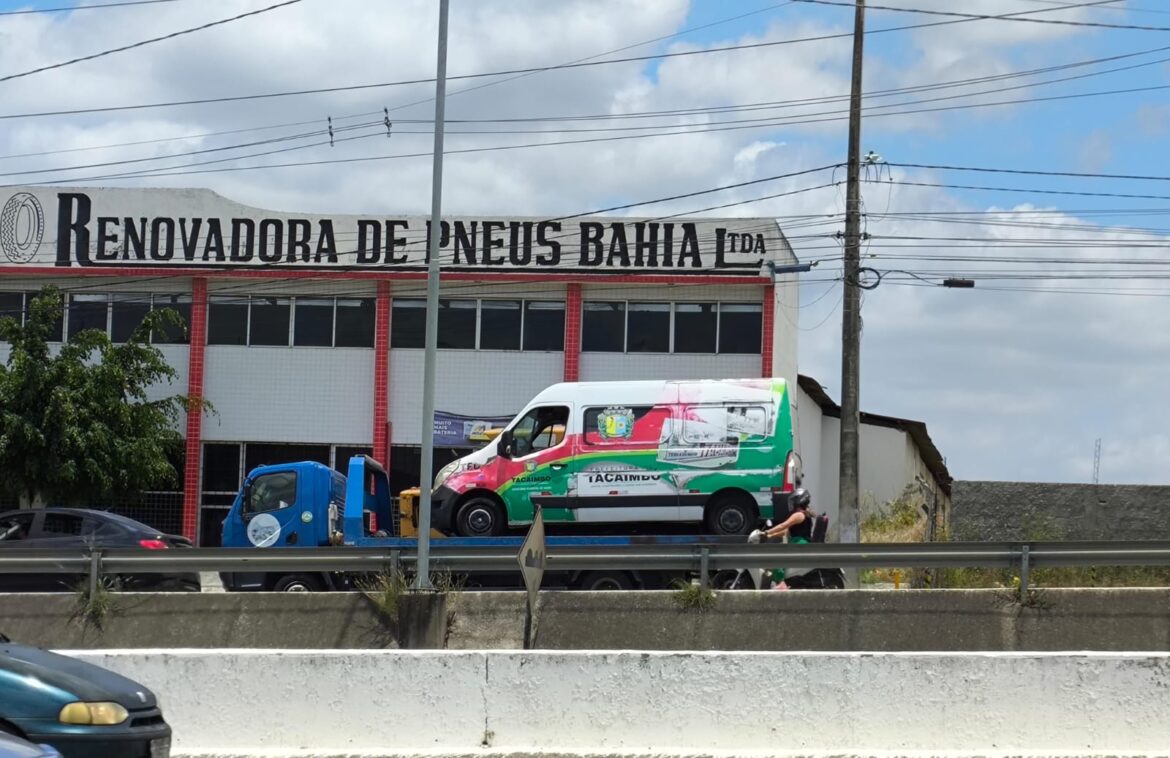 Ambulância de Tacaimbó é Apreendida pela PRF em abordagem pela Segunda Vez na BR-104, em Caruaru