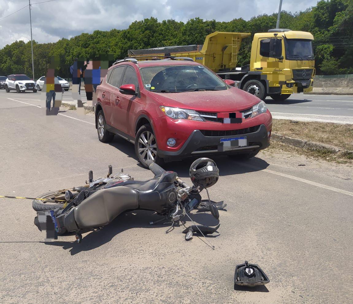 Carreta passar por cima de motoqueiro na BR-232, ele faleceu no local