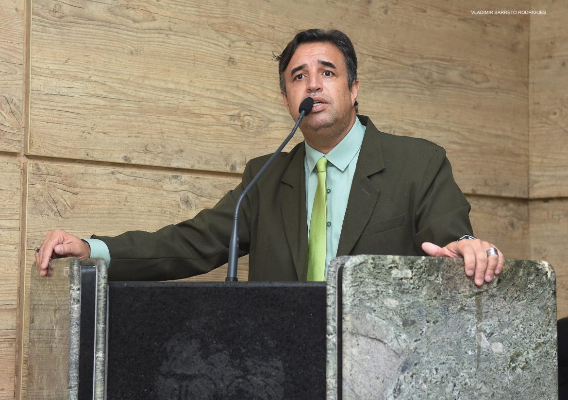 Vereador e Presidente da Câmara de Caruaru Reafirma Compromisso com o PSDB e Lideranças Locais