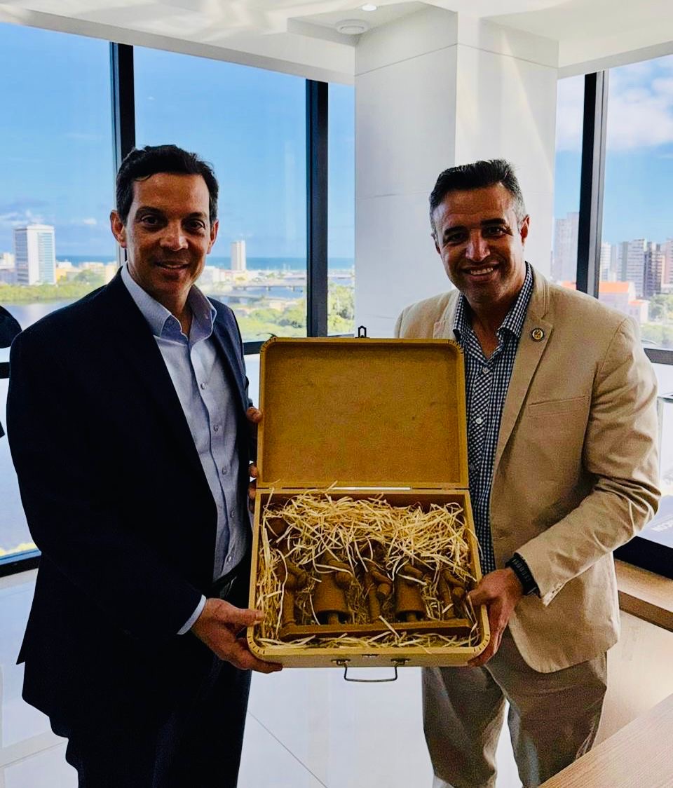 Presidente da Câmara de Caruaru e comitiva realizam visita institucional ao Tribunal de Contas de Pernambuco