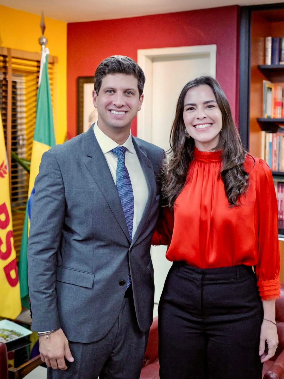 Maria Arraes se filia ao PSB e reforça protagonismo feminino na política pernambucana