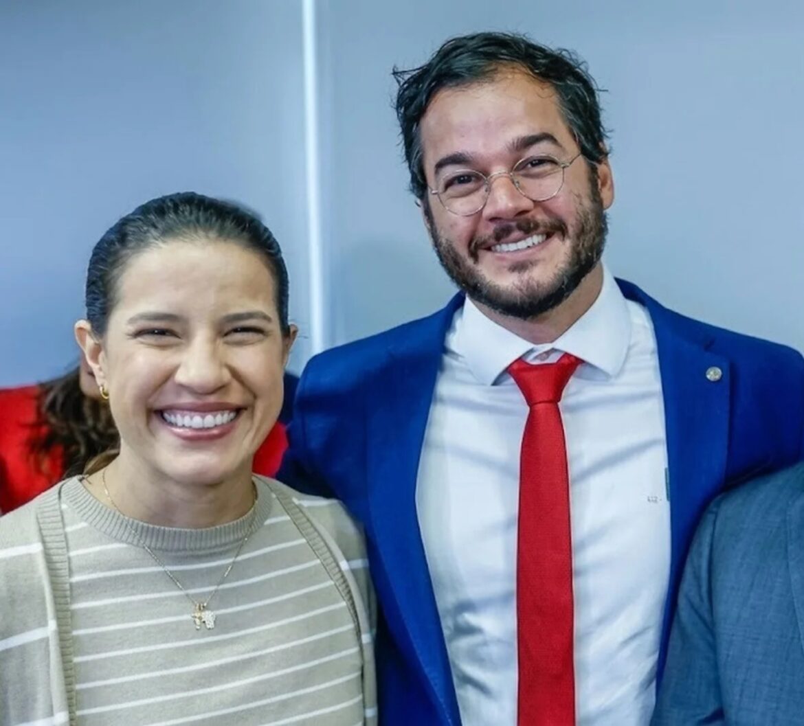Túlio Gadelha se filia ao PSD e entra na disputa pelo Senado com apoio de Raquel Lyra