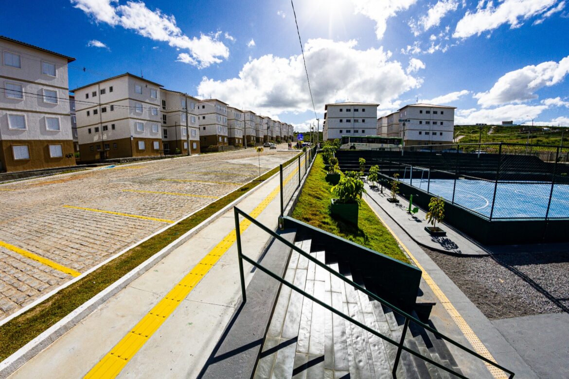 Caixa Econômica Federal realiza reunião para o planejamento da entrega dos residenciais Nova Baraúna l e Nova Baraúna ll, que estão próximos de ser entregues pela Instituição, em Caruaru